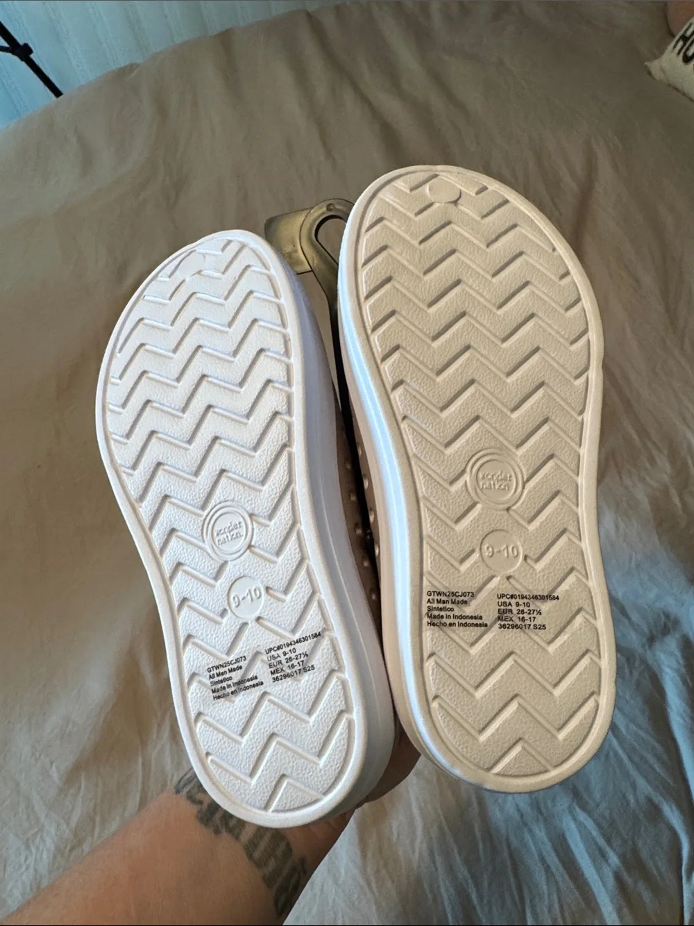 wonder nation Silver and White Slip-On Kids Water Shoes